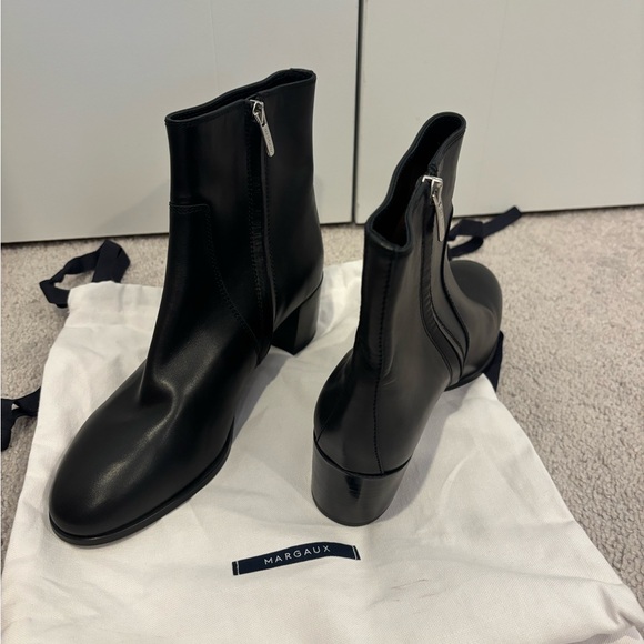 Margaux black ankle leather boots - New Condition